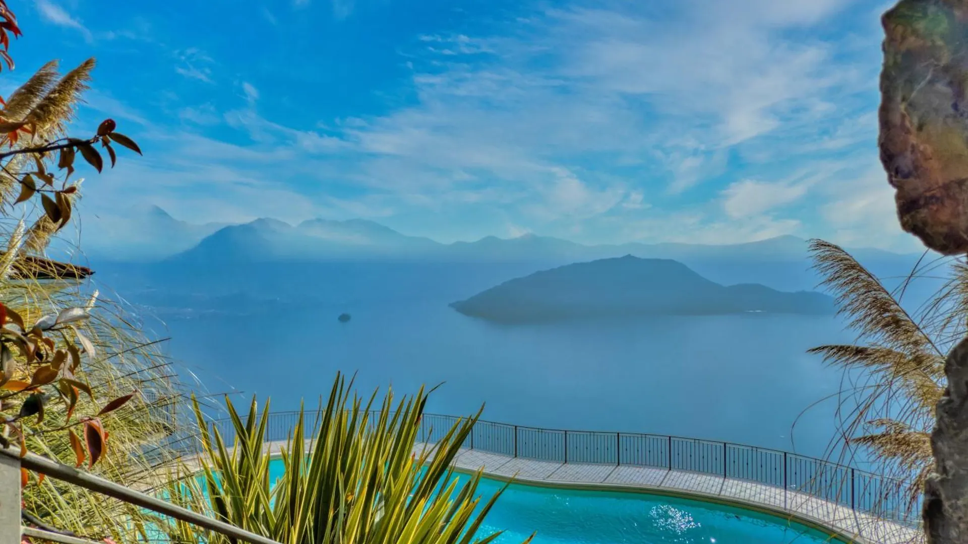Panoramic Lake Iseo View House With Pool - Free Box Car Parzanica