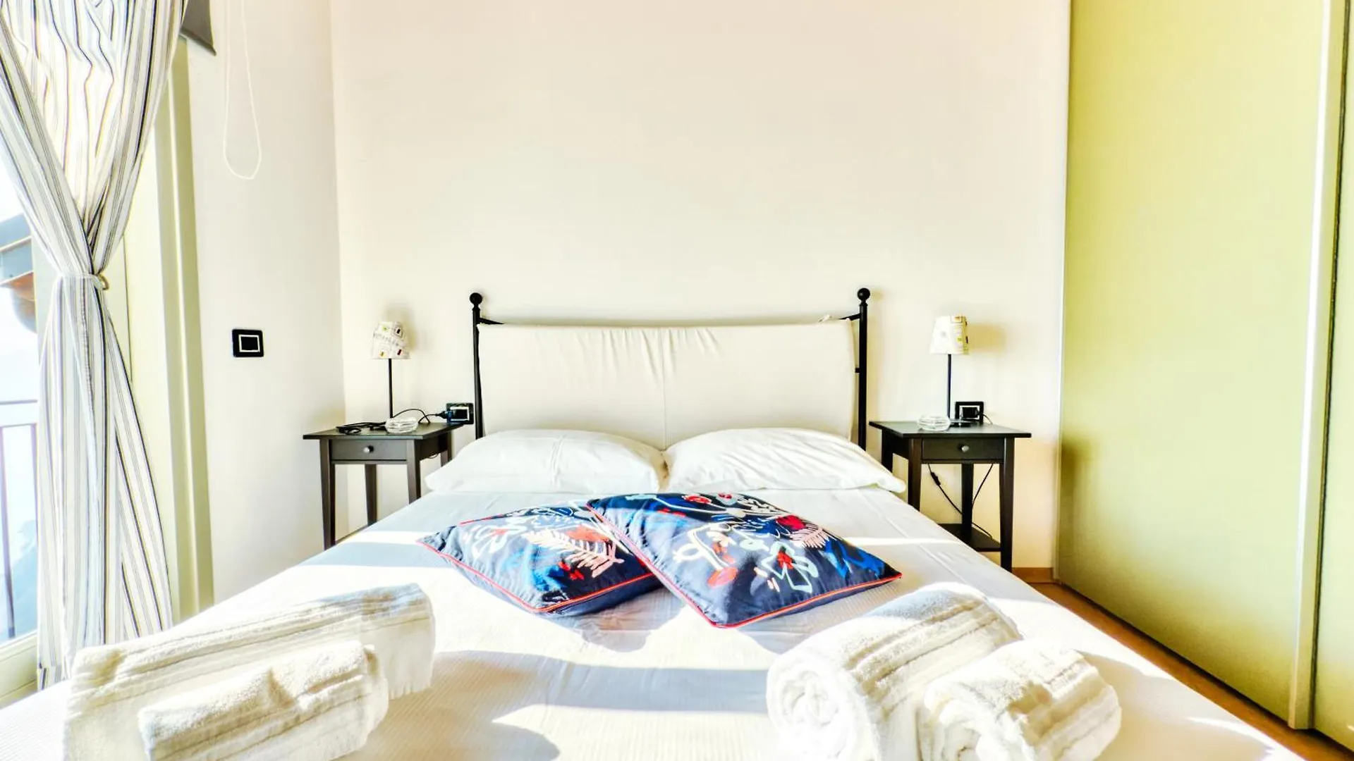 شقة Panoramic Lake Iseo View House With Pool - Free Box Car Parzanica